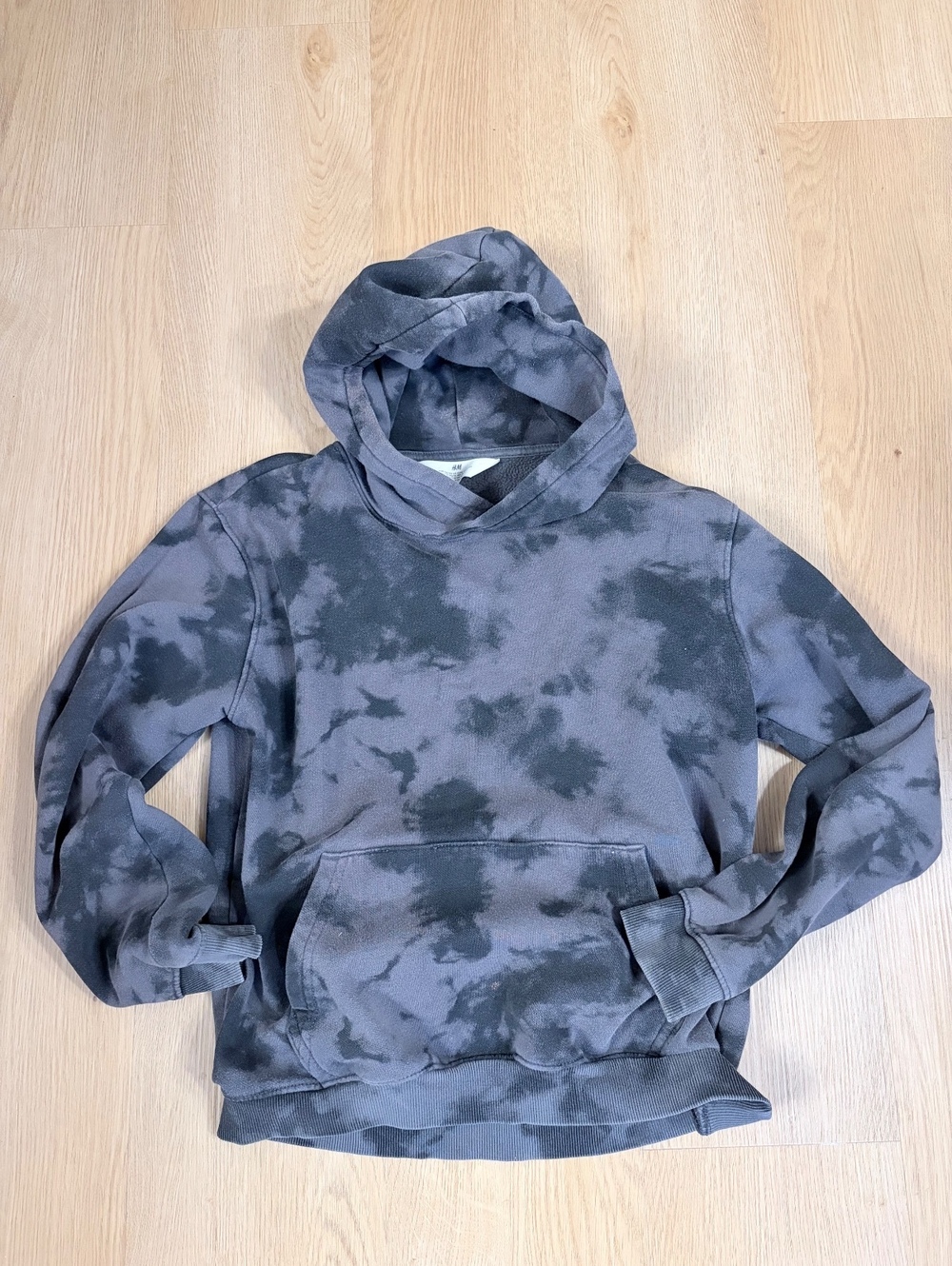 Boys H&M Black Gray Tie-Dye Hoodie Size 12-14Y